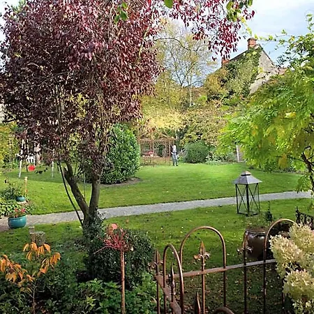 Bed & Breakfast Côté Jardin - D'hôtes Senlis (Oise)